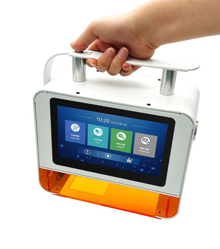 220V 50HZ Handheld Laser Marking Machine Untuk Keterlambatan Tanggal Batch Code QR Code