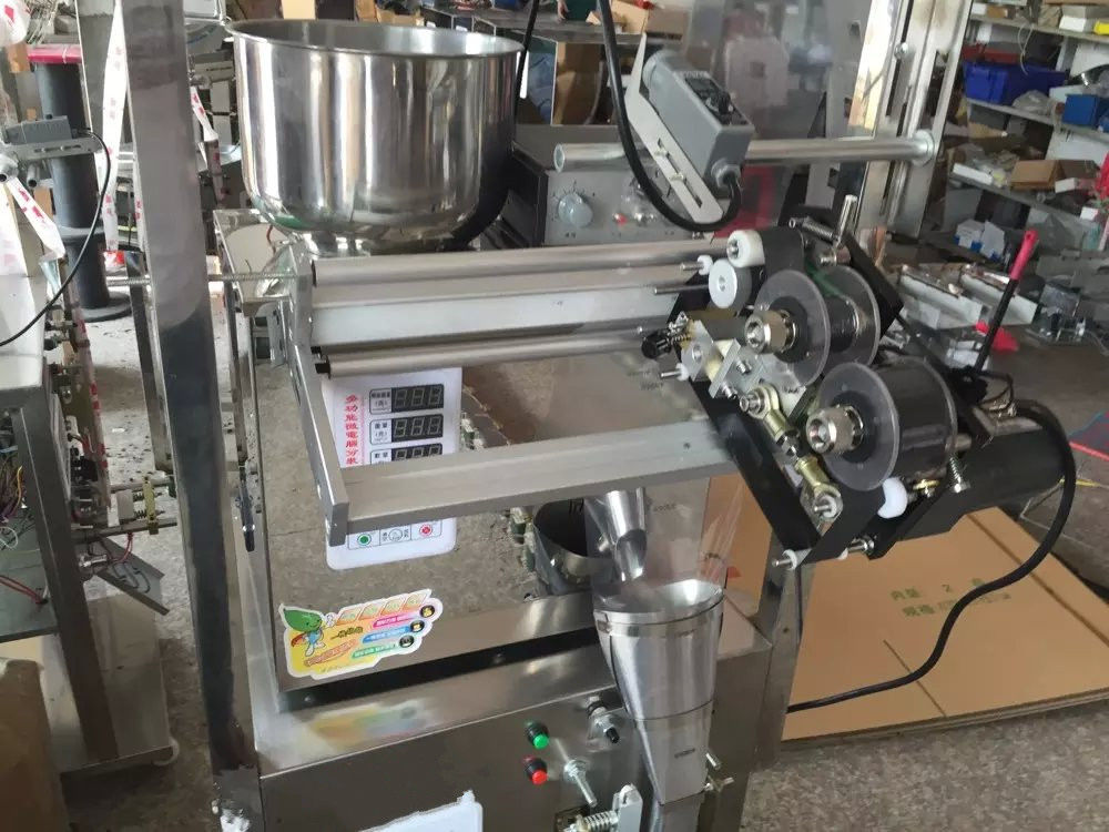 Mesin pengemasan kantong teh listrik semi-otomatis stainless steel dan bubuk pengisian dengan komponen inti motor yang andal