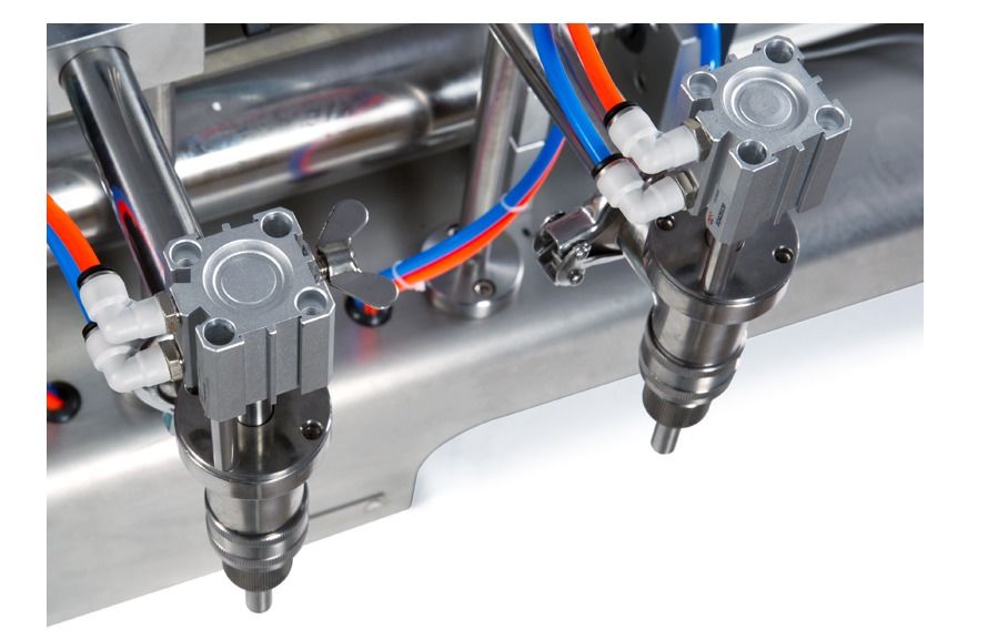 Mesin Pengisi Cairan Minuman Ringan/Mesin Pengisi Air Tipe Piston Presisi Tinggi